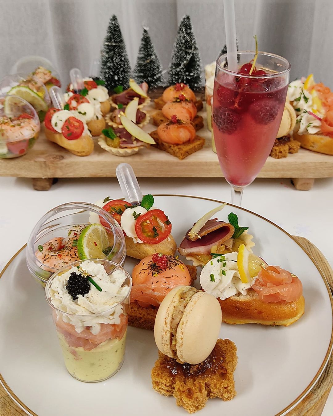 Assortiment de Canape 25 pieces précommande 48h